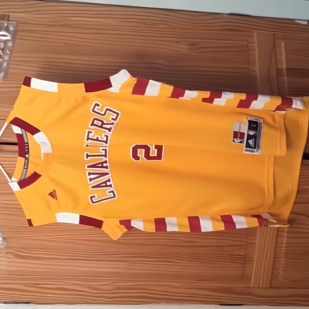 Kyrie Irving, Large, Vintage/Throwback, Adidas Cleveland Cavaliers Jersey, nwt